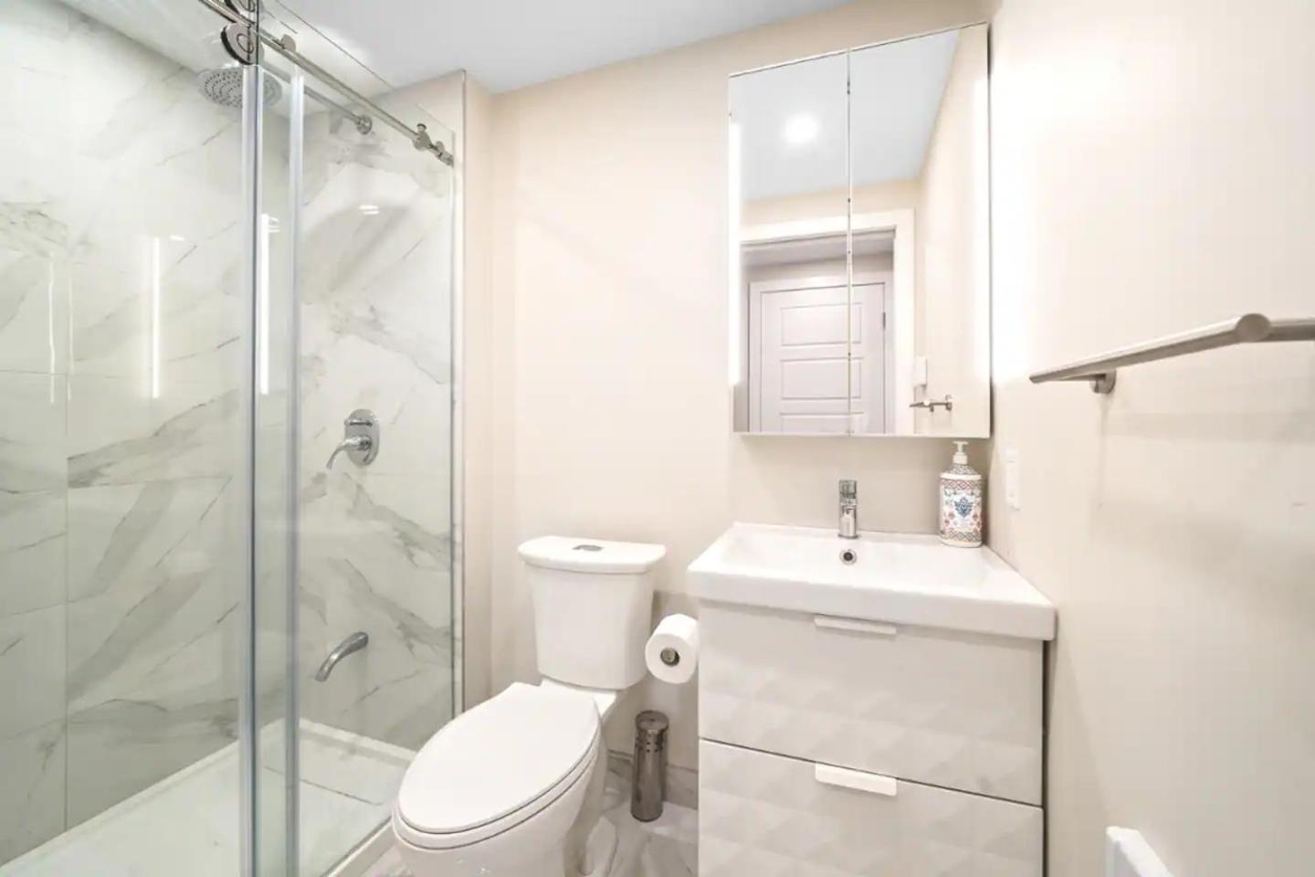 Apartamento Duplex 6 Bedrooms In Heart Of Plateau Mont-royal Montreal