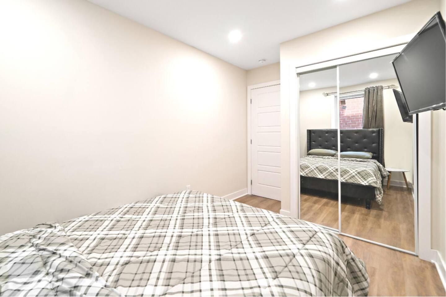 Apartamento Duplex 6 Bedrooms In Heart Of Plateau Mont-royal