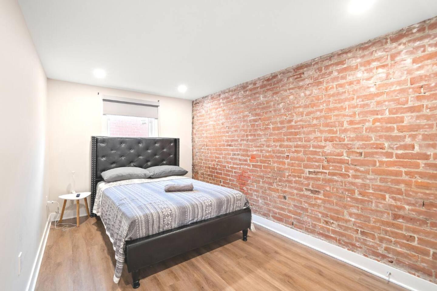 Apartamento Duplex 6 Bedrooms In Heart Of Plateau Mont-royal