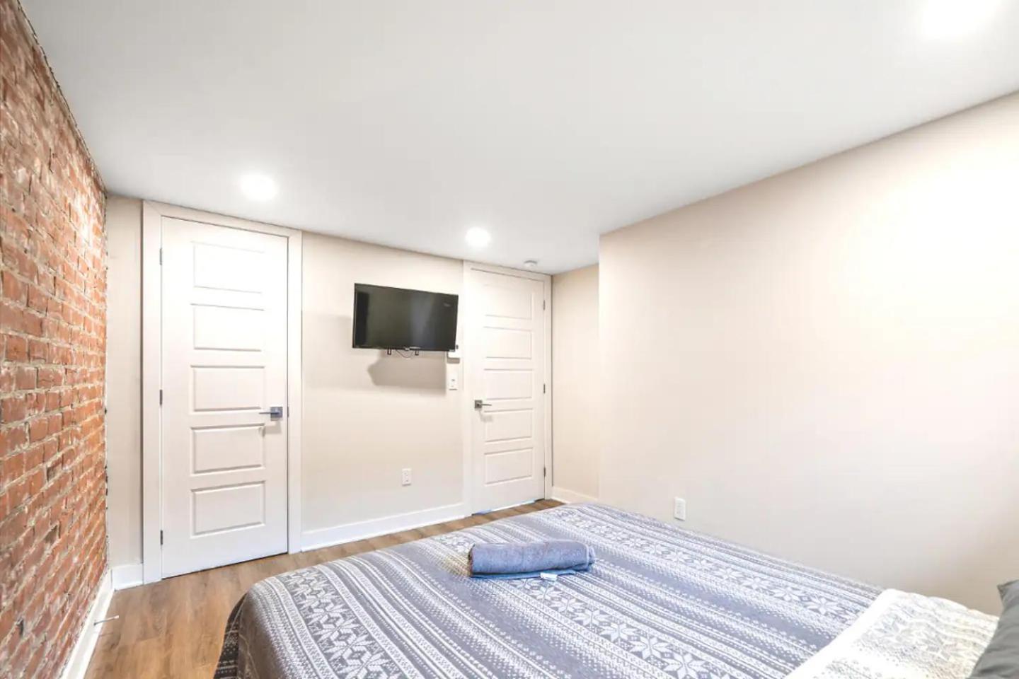 Duplex 6 Bedrooms In Heart Of Plateau Mont-royal Apartamento *