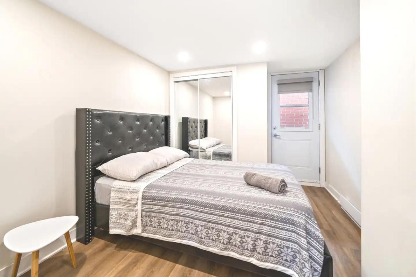 Duplex 6 Bedrooms In Heart Of Plateau Mont-royal Apartamento *