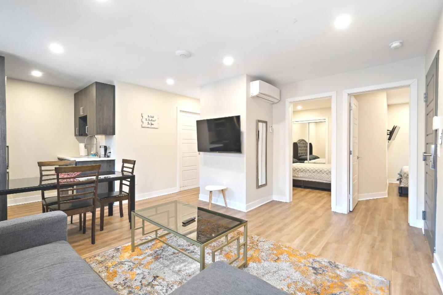 Apartamento Duplex 6 Bedrooms In Heart Of Plateau Mont-royal